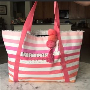 NWT Victoria’s Secrets Beach Tote